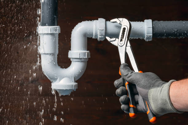 Professional Leak Detection technician working in Wayland, MA